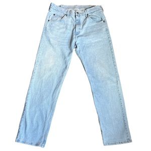 Levi’s jeans 560 loose fit taper leg light wash 32 x 34